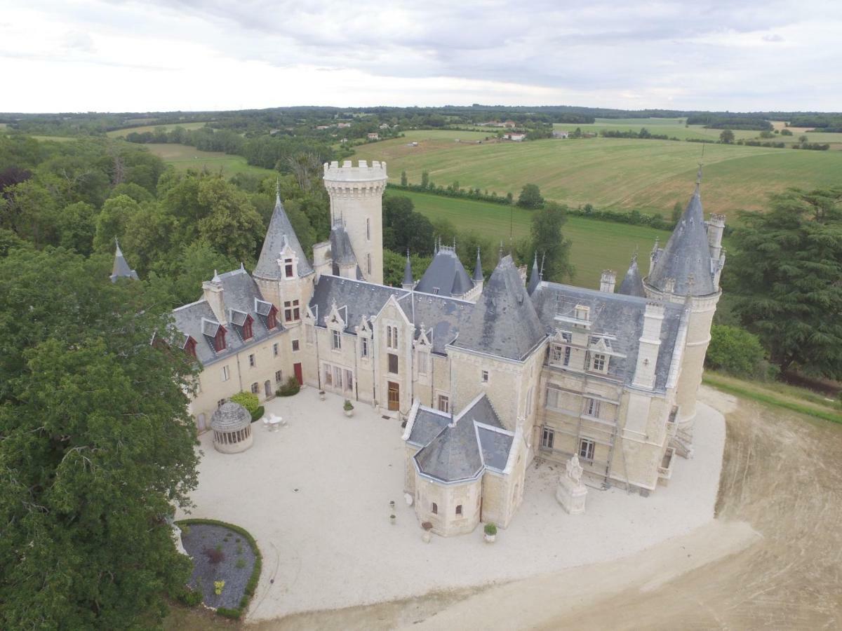 Chateau Des Chevaliers De Londigny Eksteriør bilde